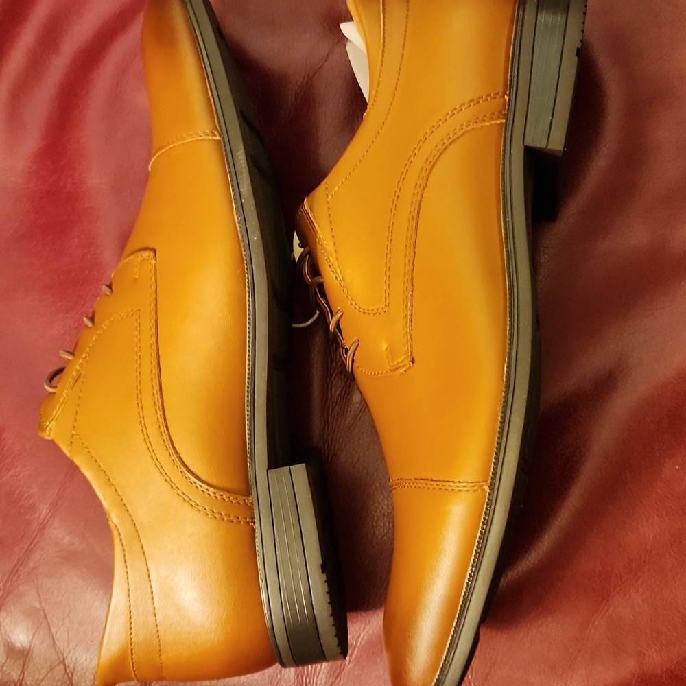 Marc Joseph New York Cognac Faux Leather Cap Toe Dress Shoe Men's Size 10 - Picture 3 of 4